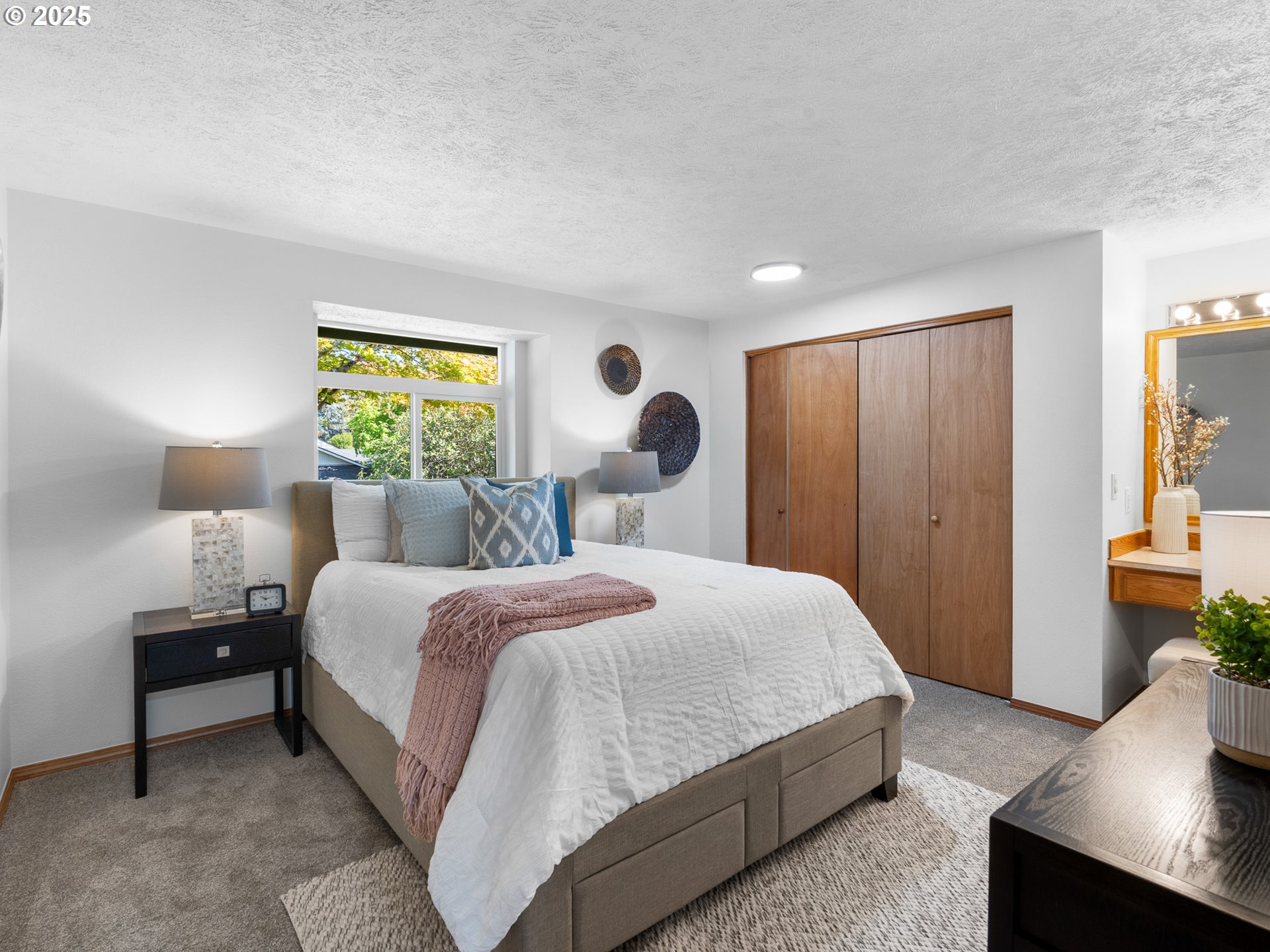 5285 Lone Fir AVE SE