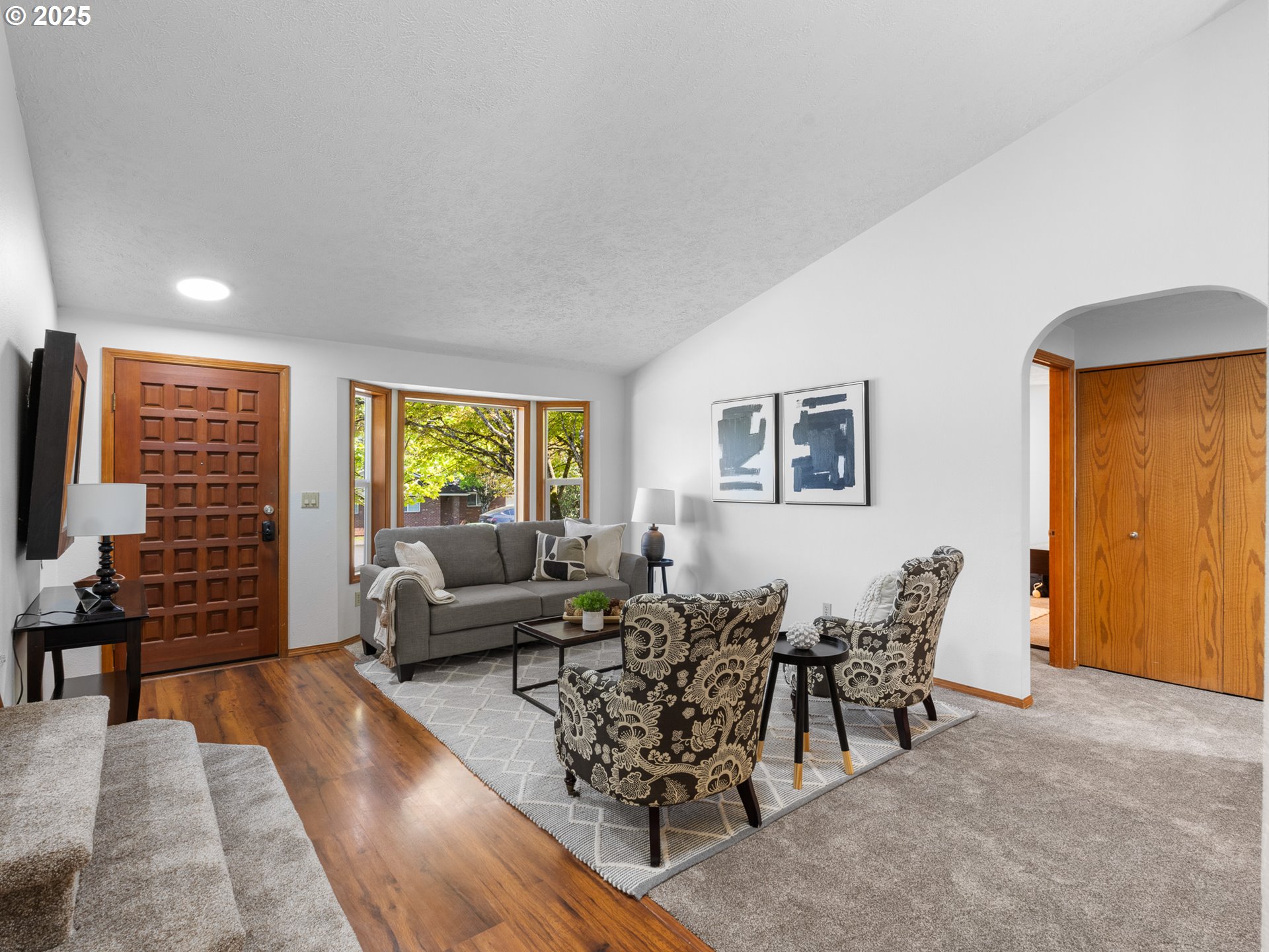 5285 Lone Fir AVE SE