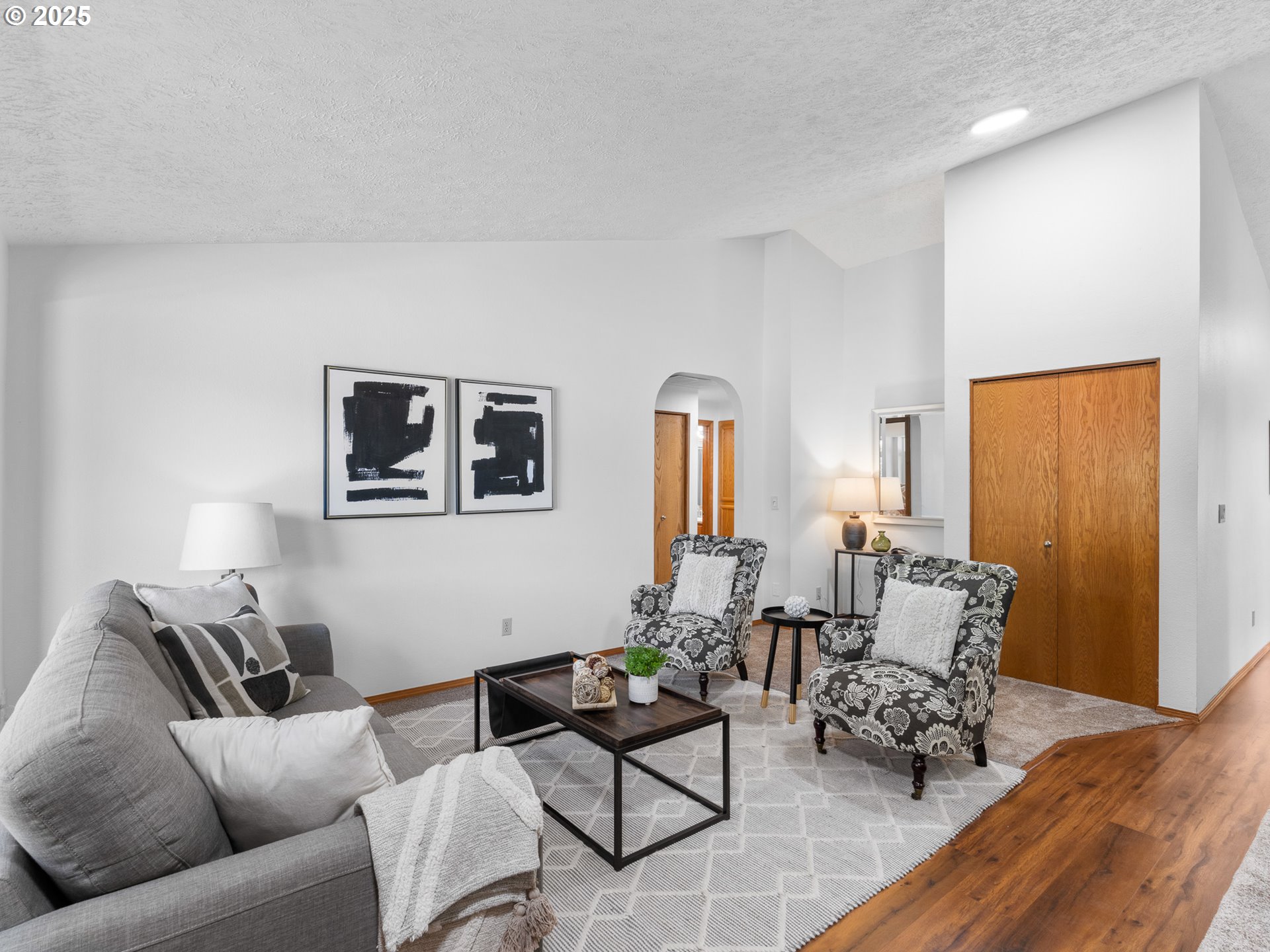 5285 Lone Fir AVE SE