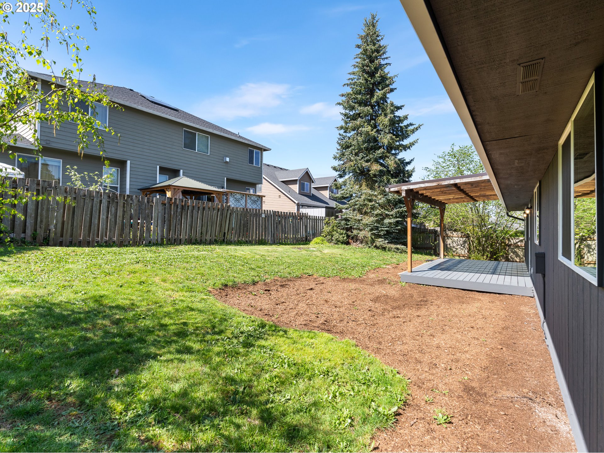 5285 Lone Fir AVE SE