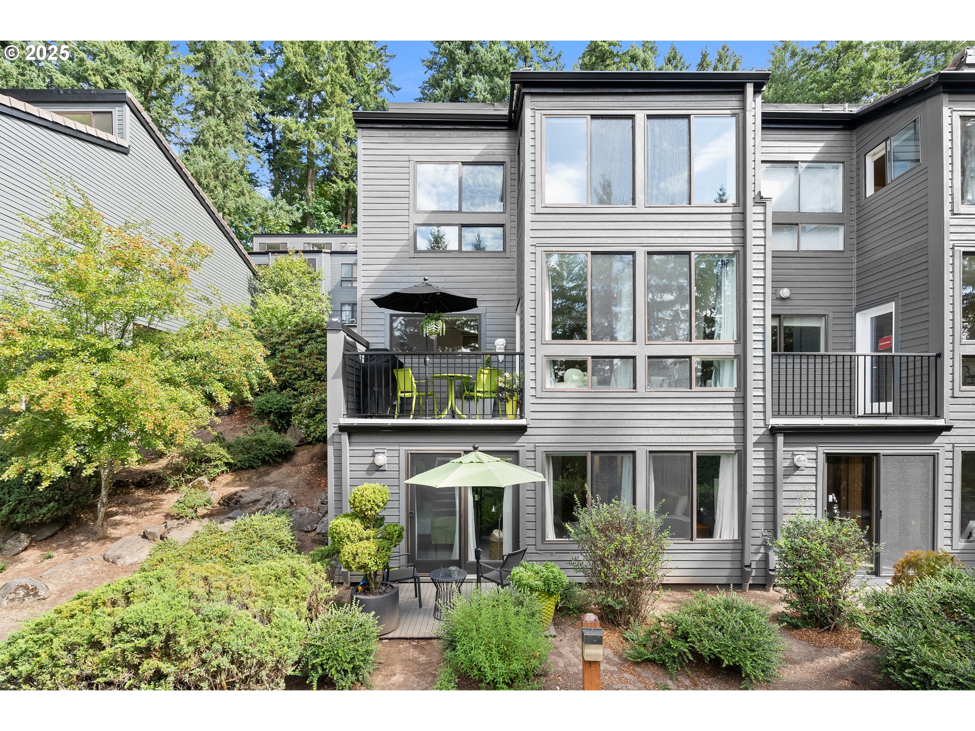 4426 THUNDER VISTA LN