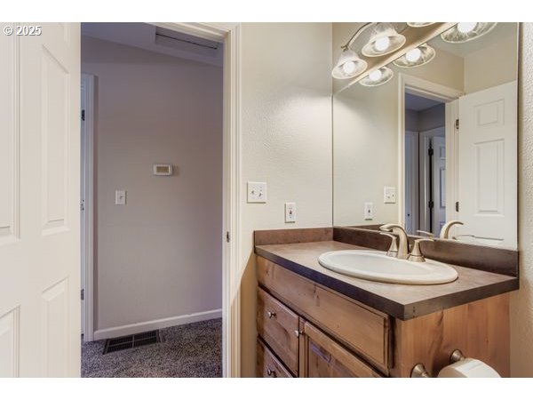 2510 SW EASTWOOD AVE