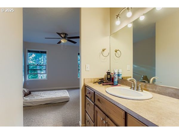 2510 SW EASTWOOD AVE