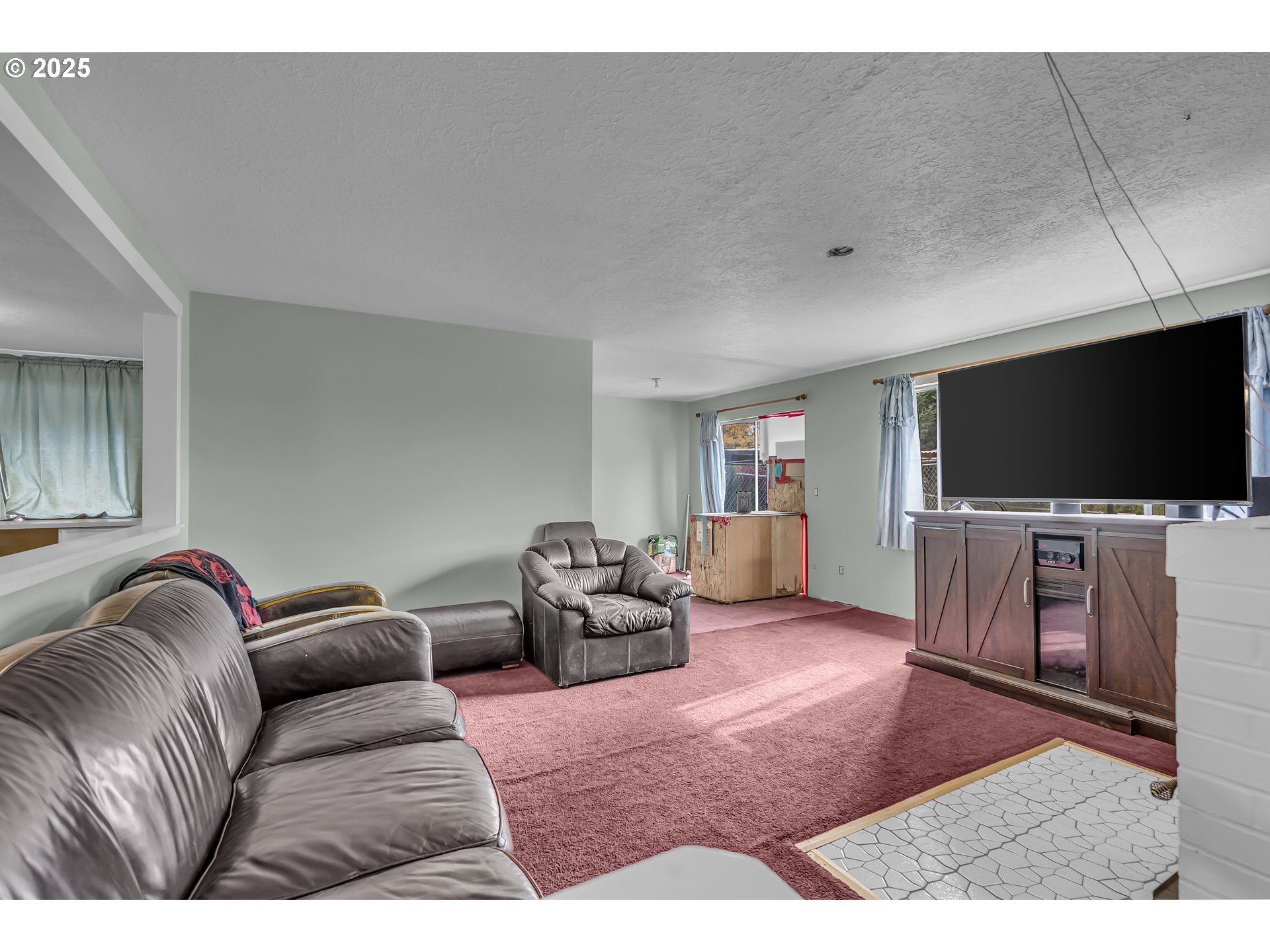 6500 SE MADRONA DR