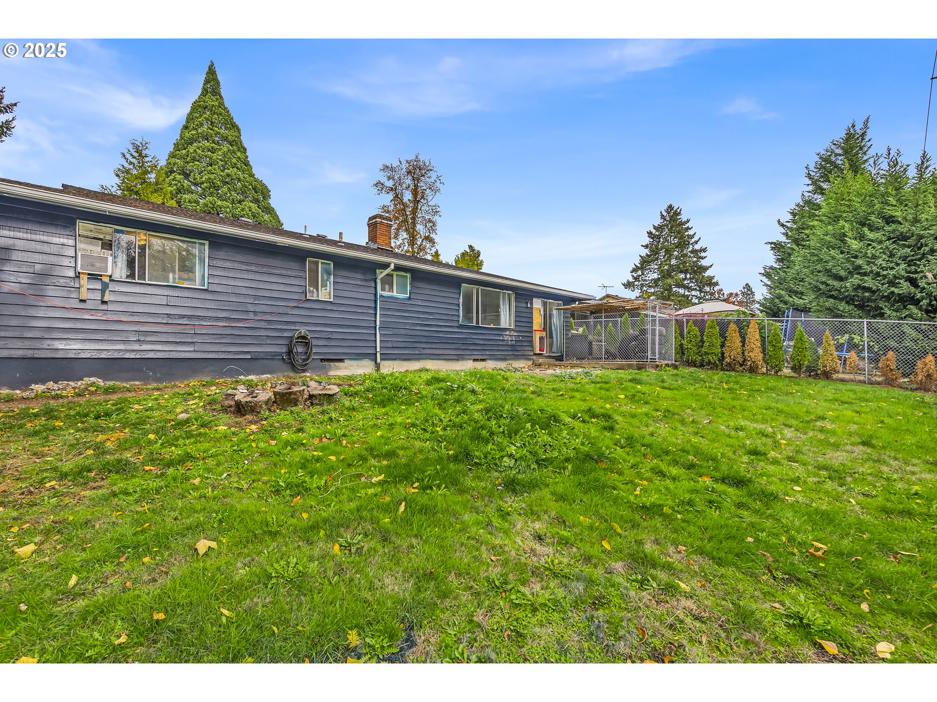 6500 SE MADRONA DR