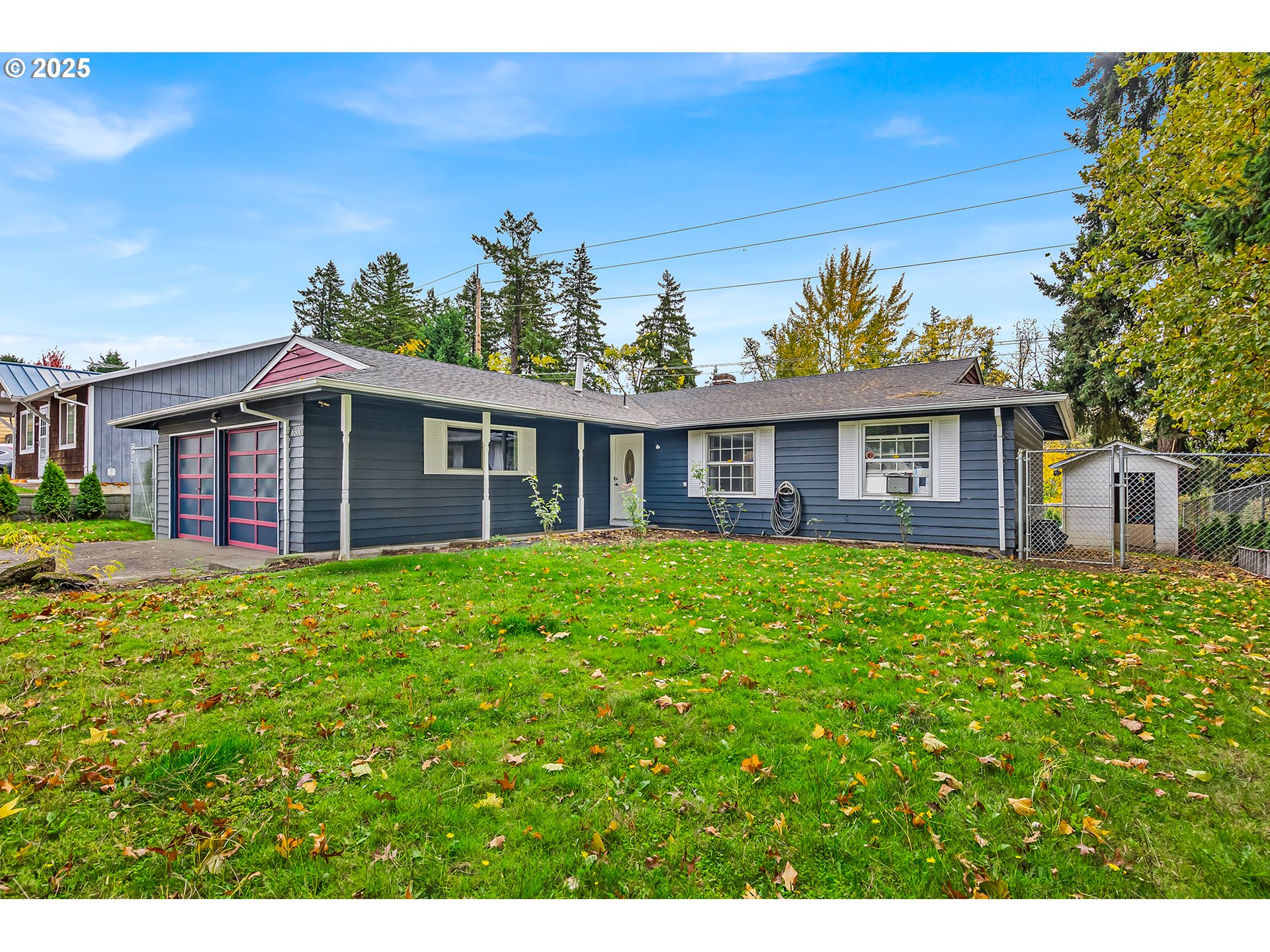 6500 SE MADRONA DR