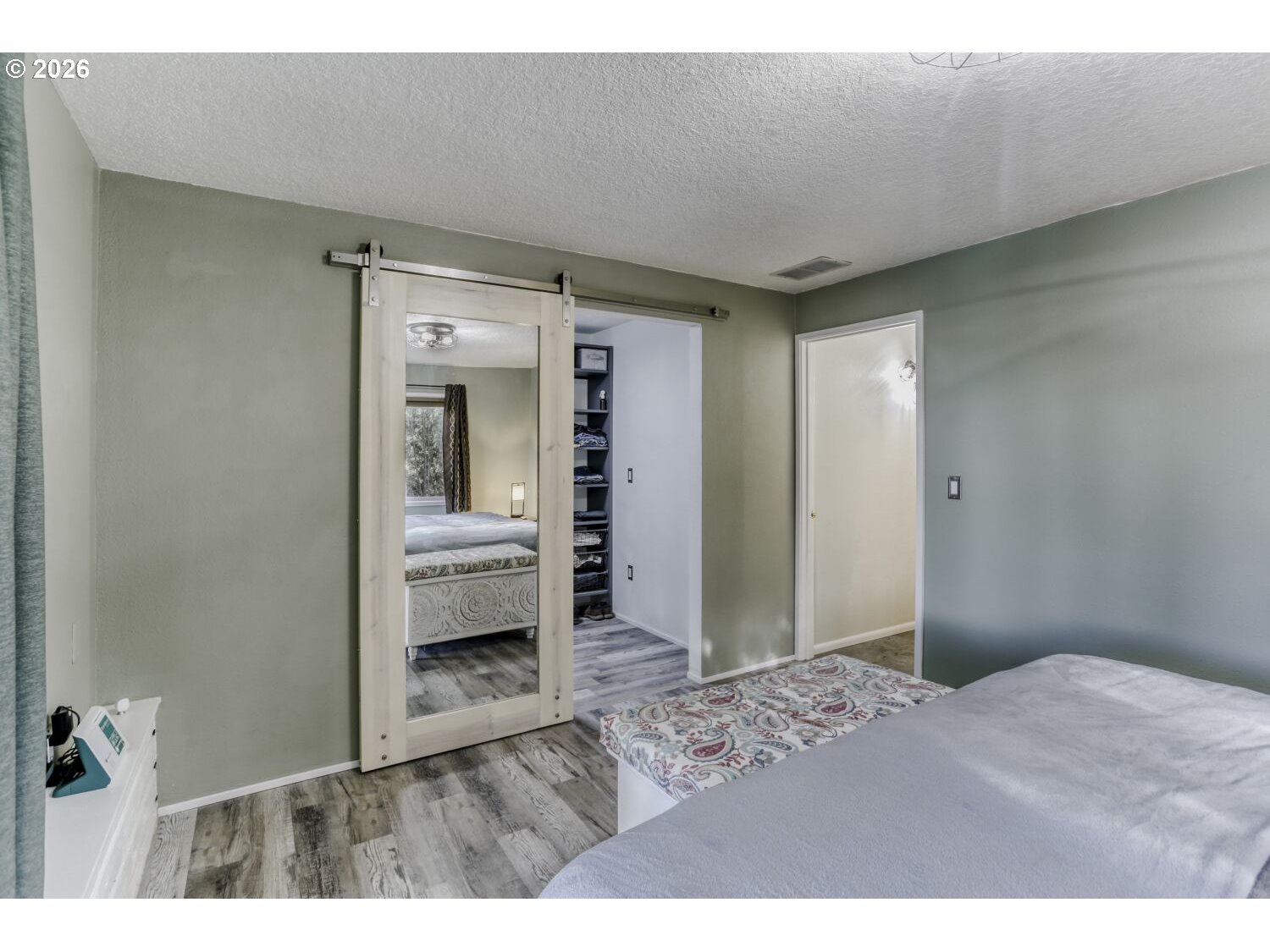 2401 SW ELEVEN MILE DR