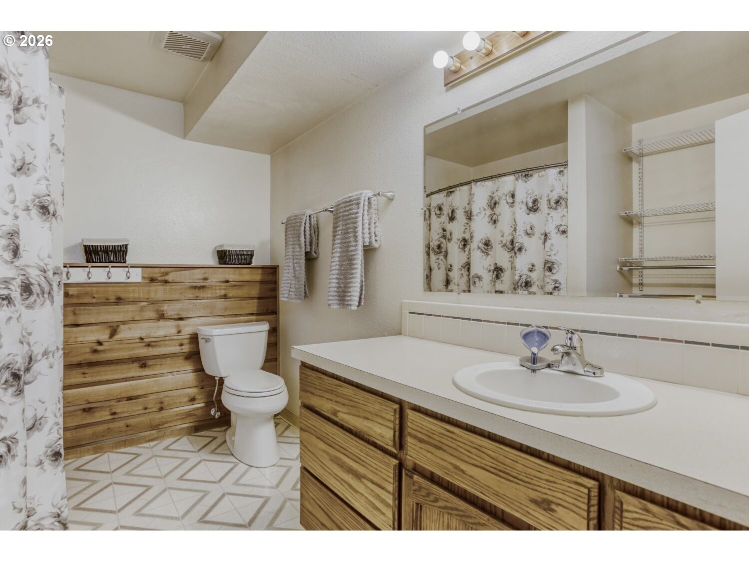 2401 SW ELEVEN MILE DR