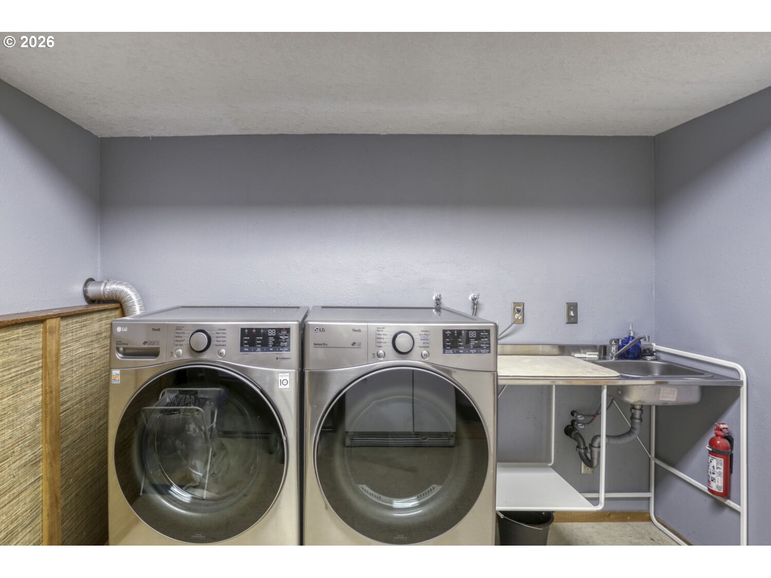 2401 SW ELEVEN MILE DR