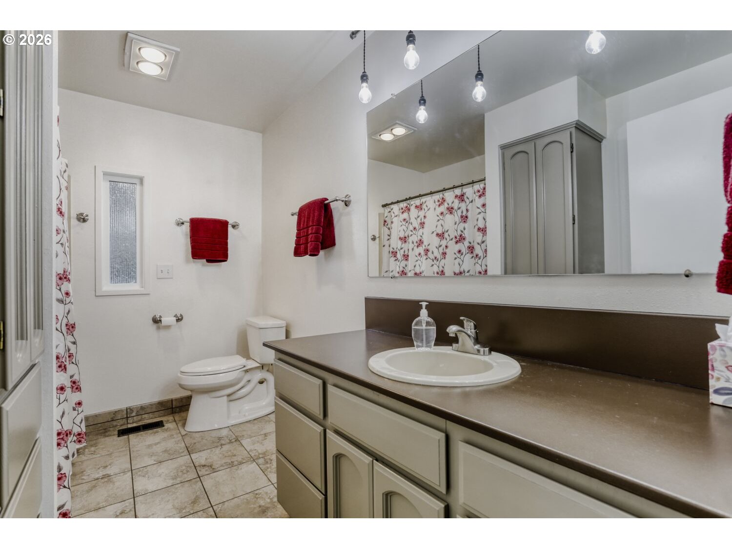 2401 SW ELEVEN MILE DR