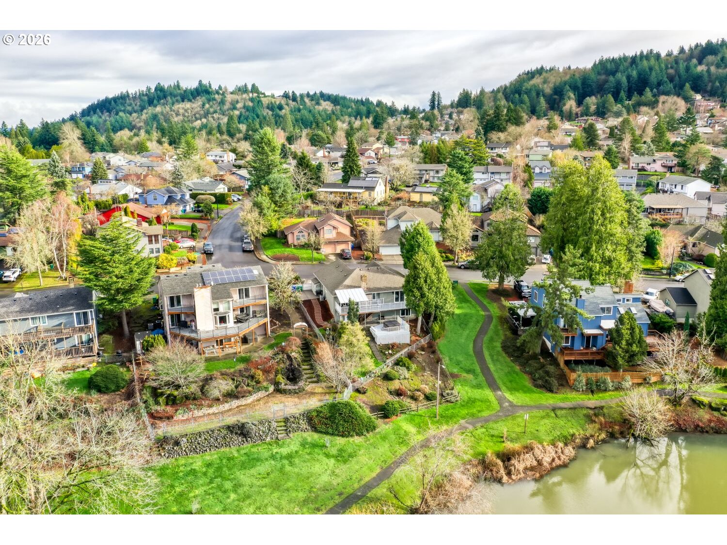 2401 SW ELEVEN MILE DR