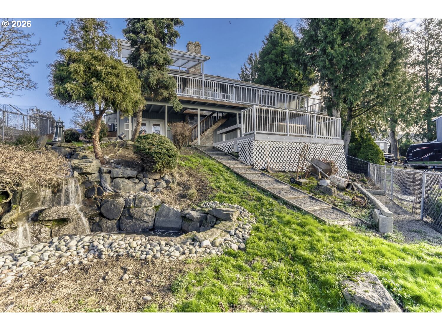 2401 SW ELEVEN MILE DR