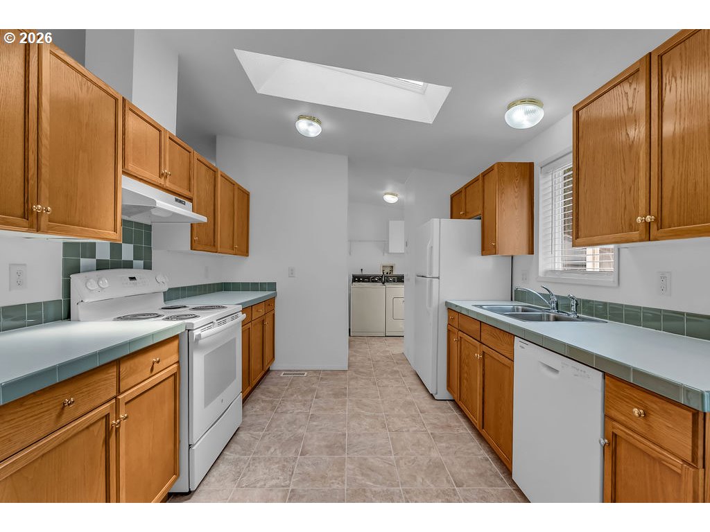 6900 SW 195TH AVE 168