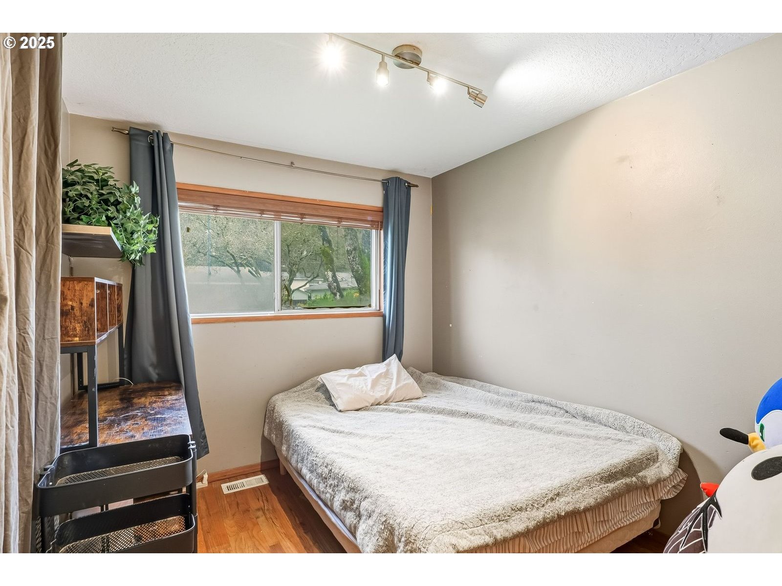 4825 SE BROOKSIDE DR