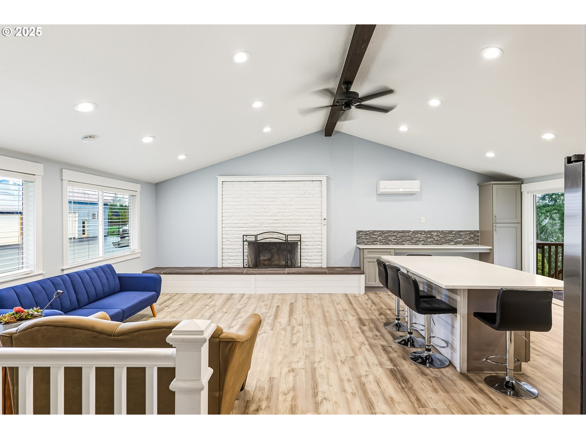 29201 SE HILLYARD DR