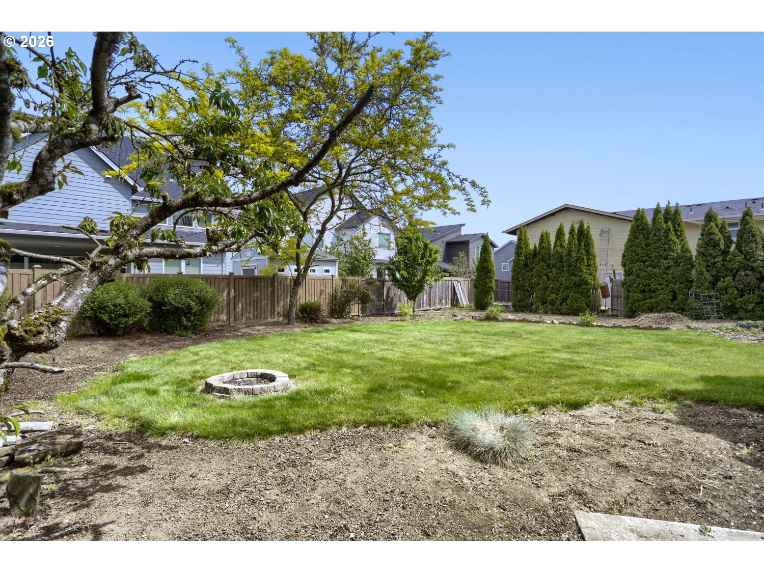 854 NE 16TH AVE