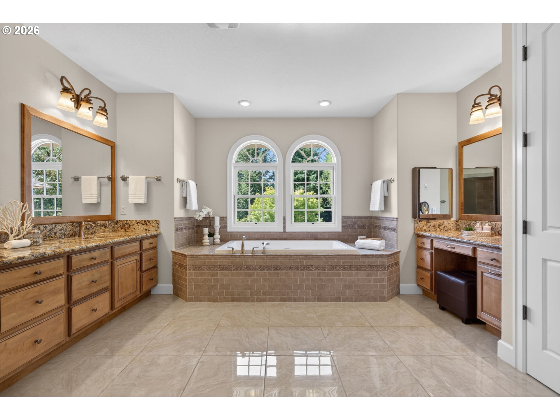 20 SW 111TH TER