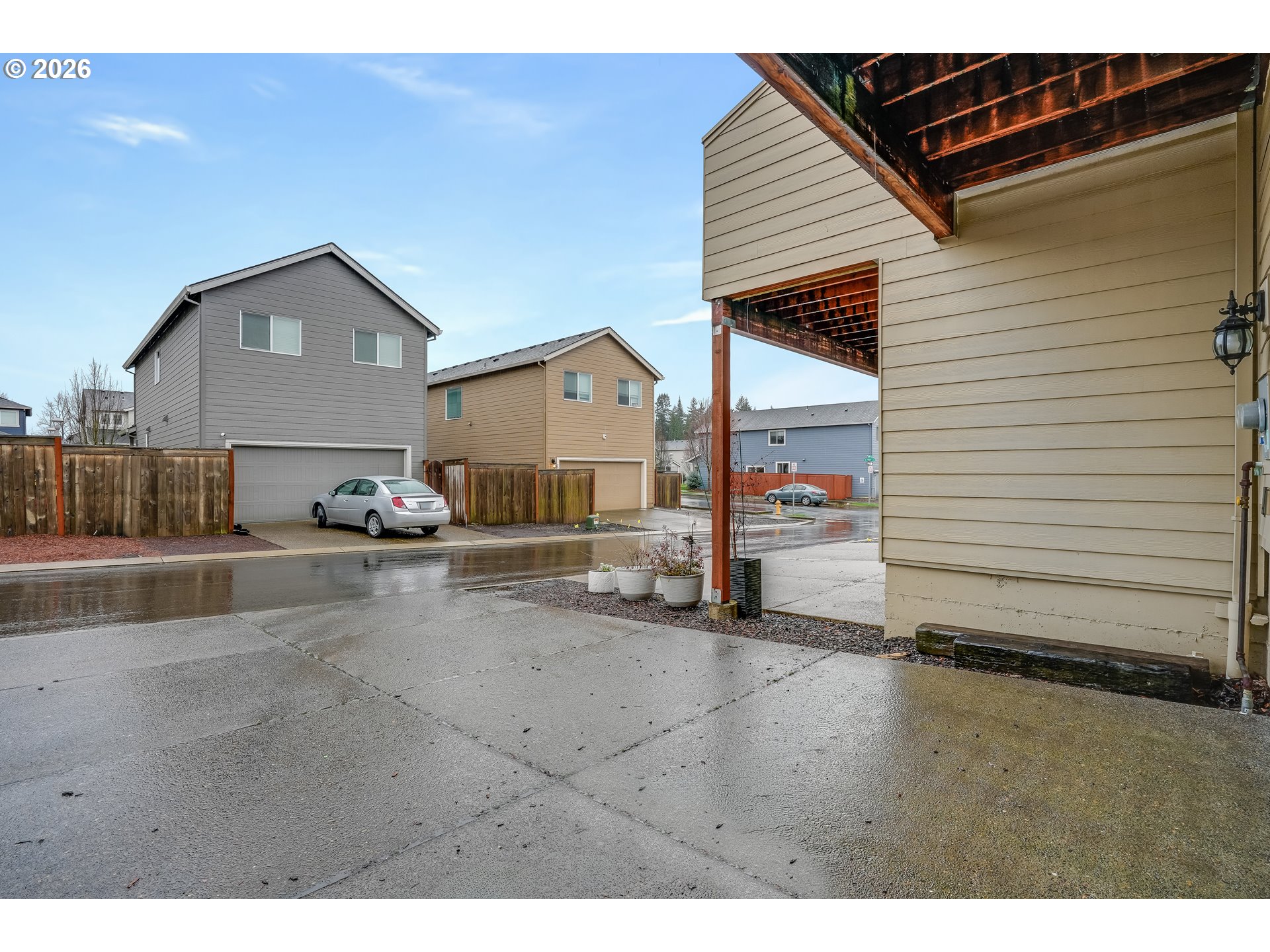 2240 SE 16TH ST