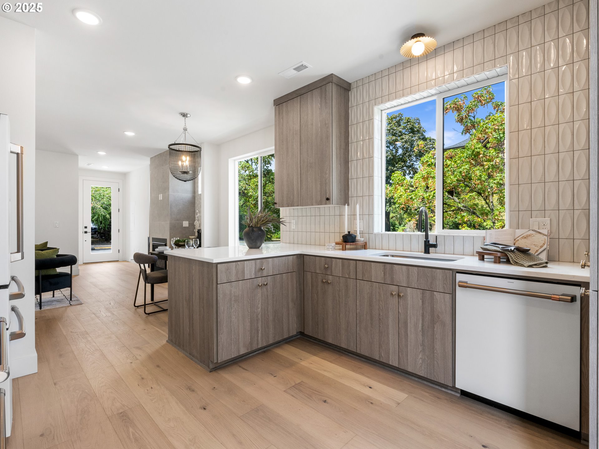 4776 NE 18th AVE, Portland