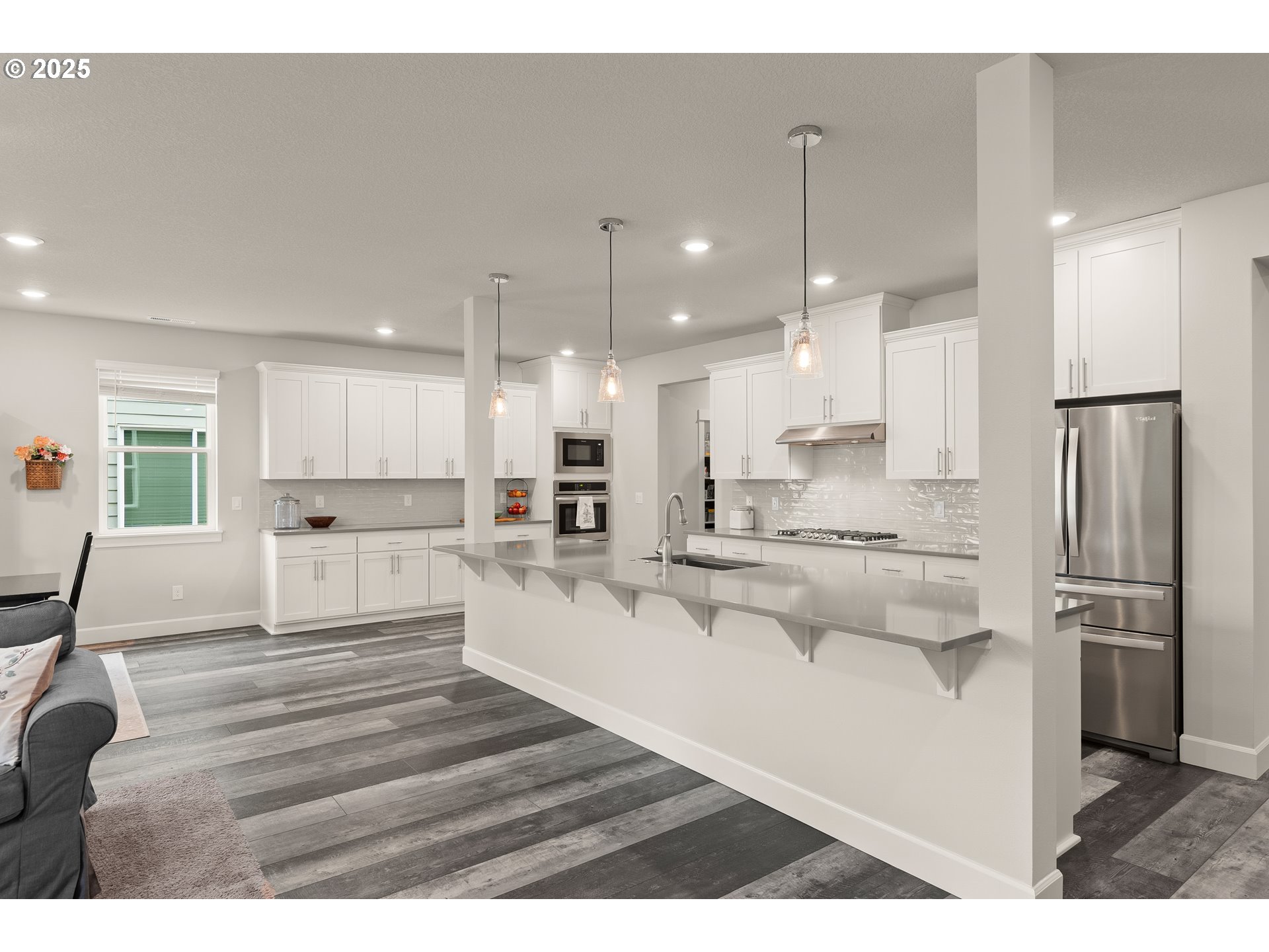 1895 NW CHARLES ST, McMinnville