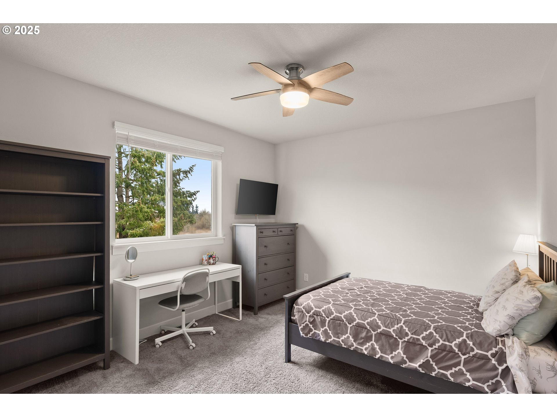 1895 NW CHARLES ST, McMinnville