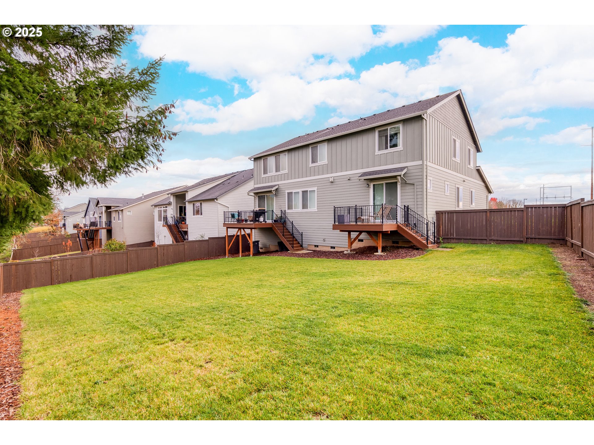 1895 NW CHARLES ST, McMinnville