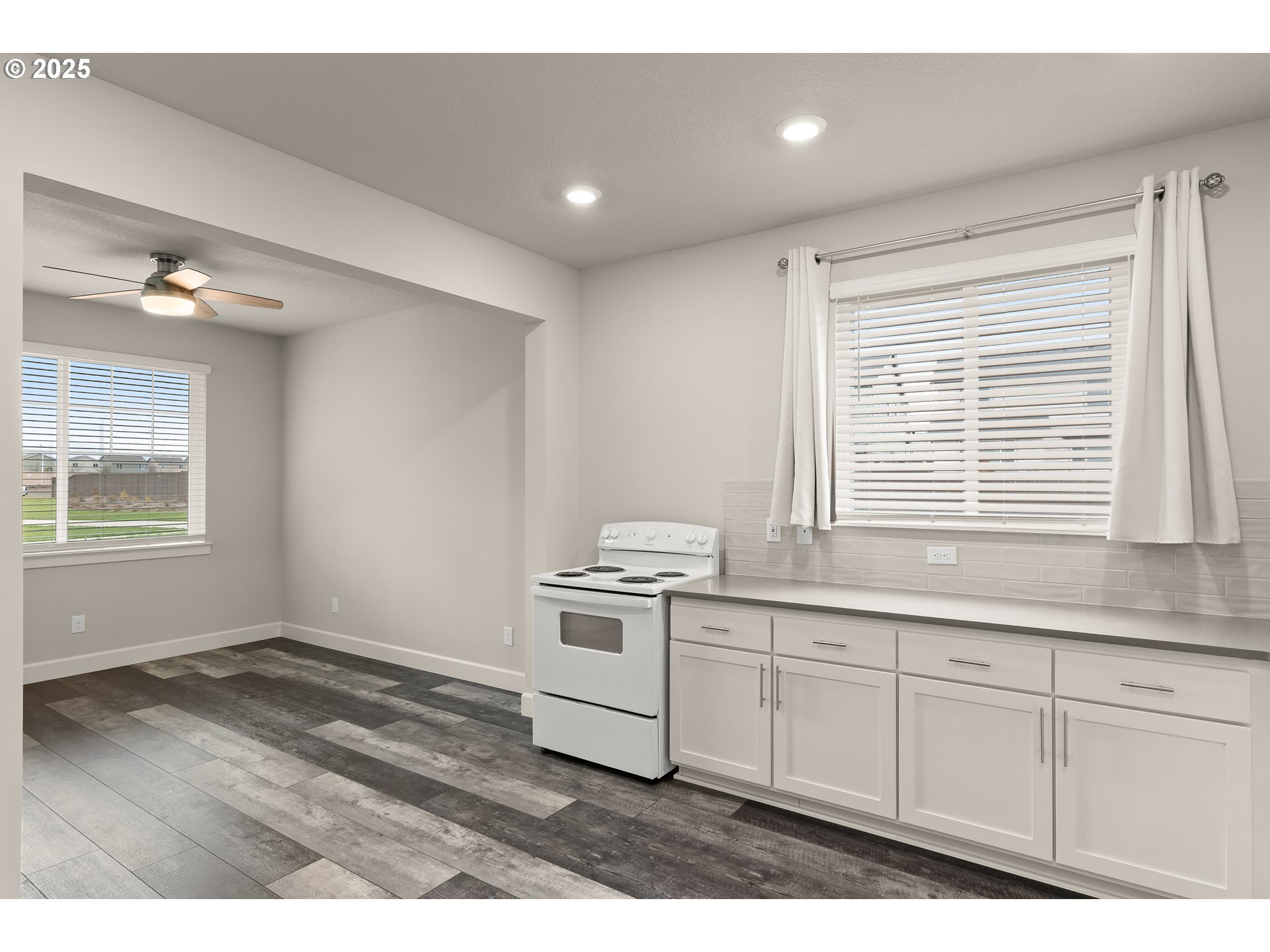 1895 NW CHARLES ST, McMinnville