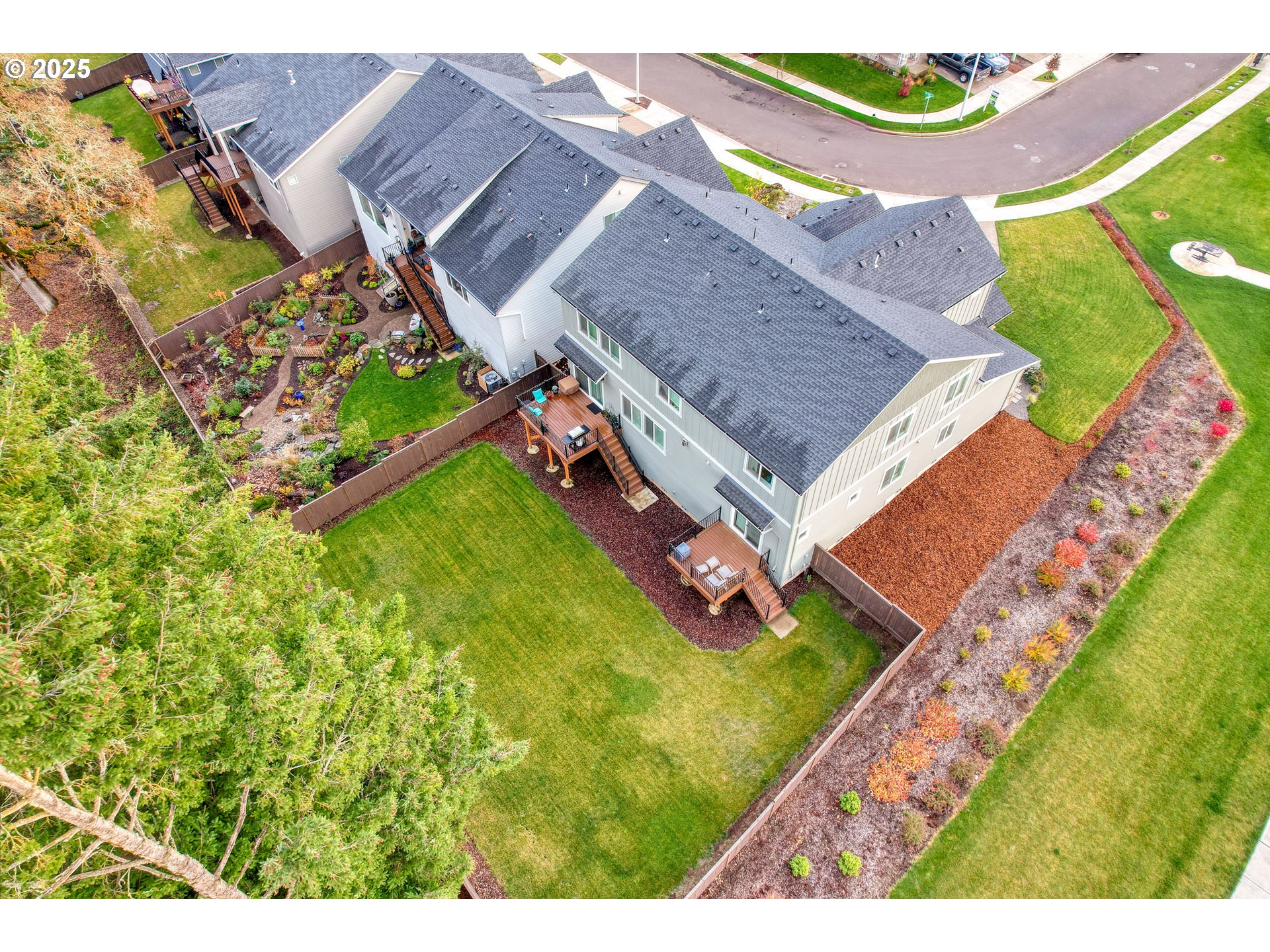 1895 NW CHARLES ST, McMinnville