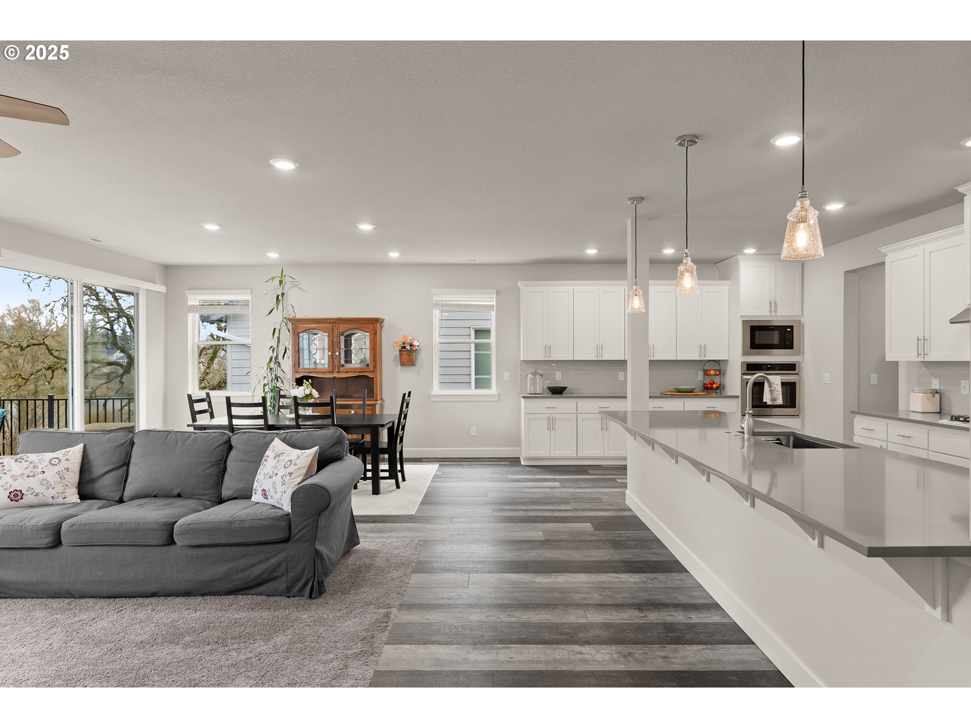 1895 NW CHARLES ST, McMinnville