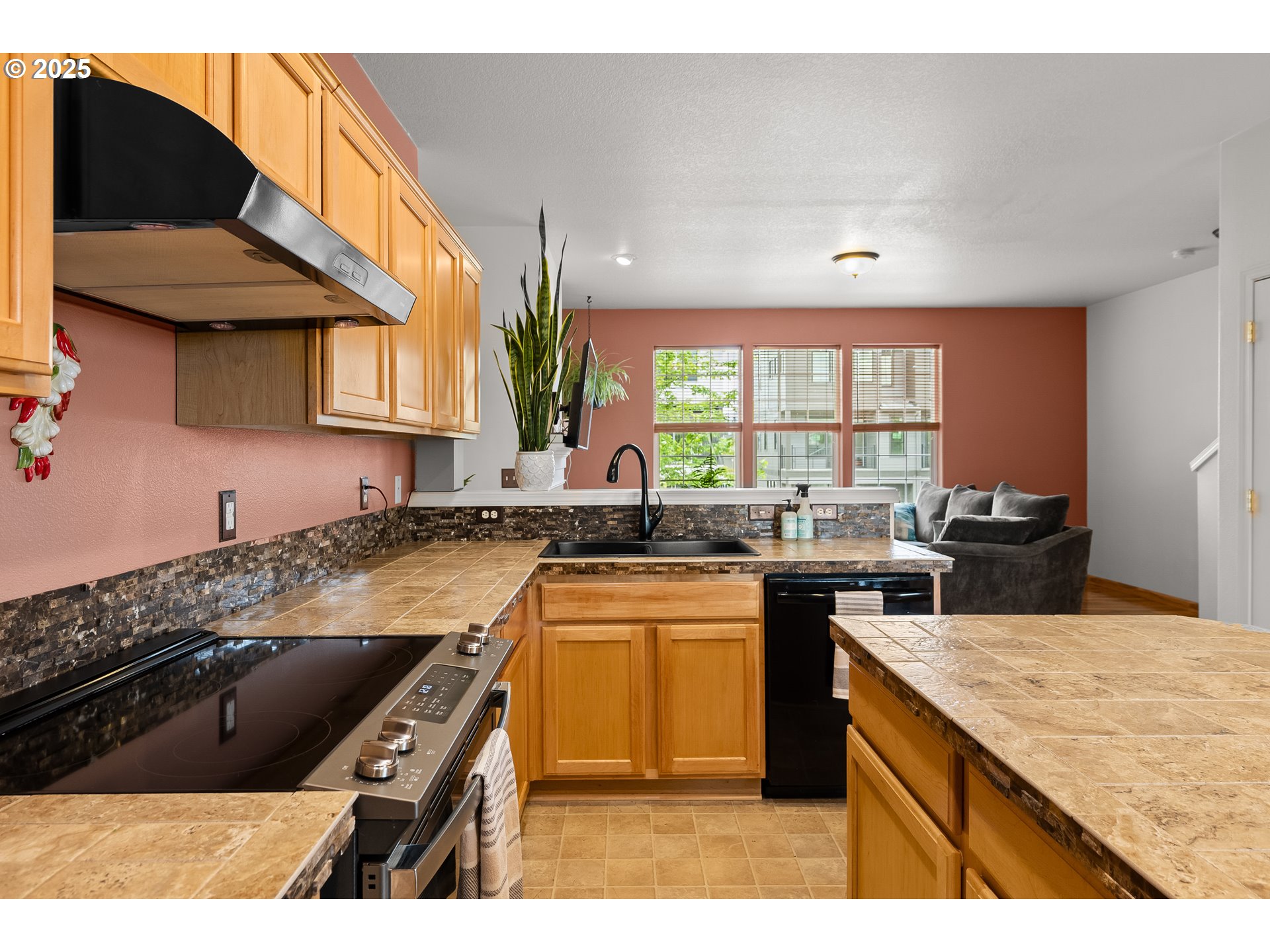 3497 SE BROOKWOOD AVE, Hillsboro