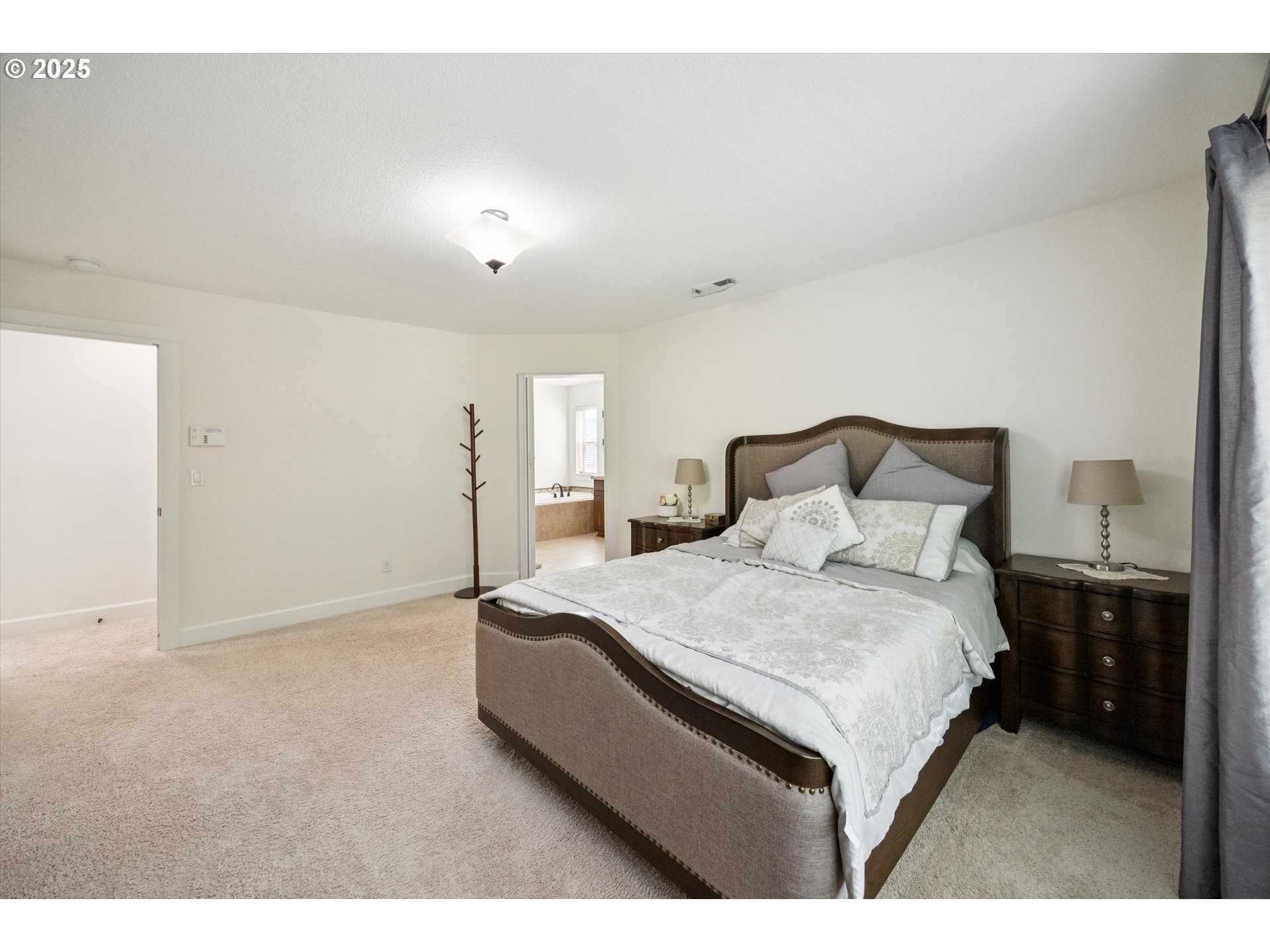 17213 NW OAK CREEK DR, Portland