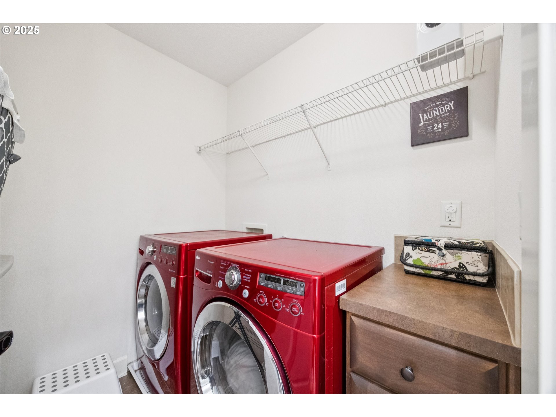 17213 NW OAK CREEK DR, Portland