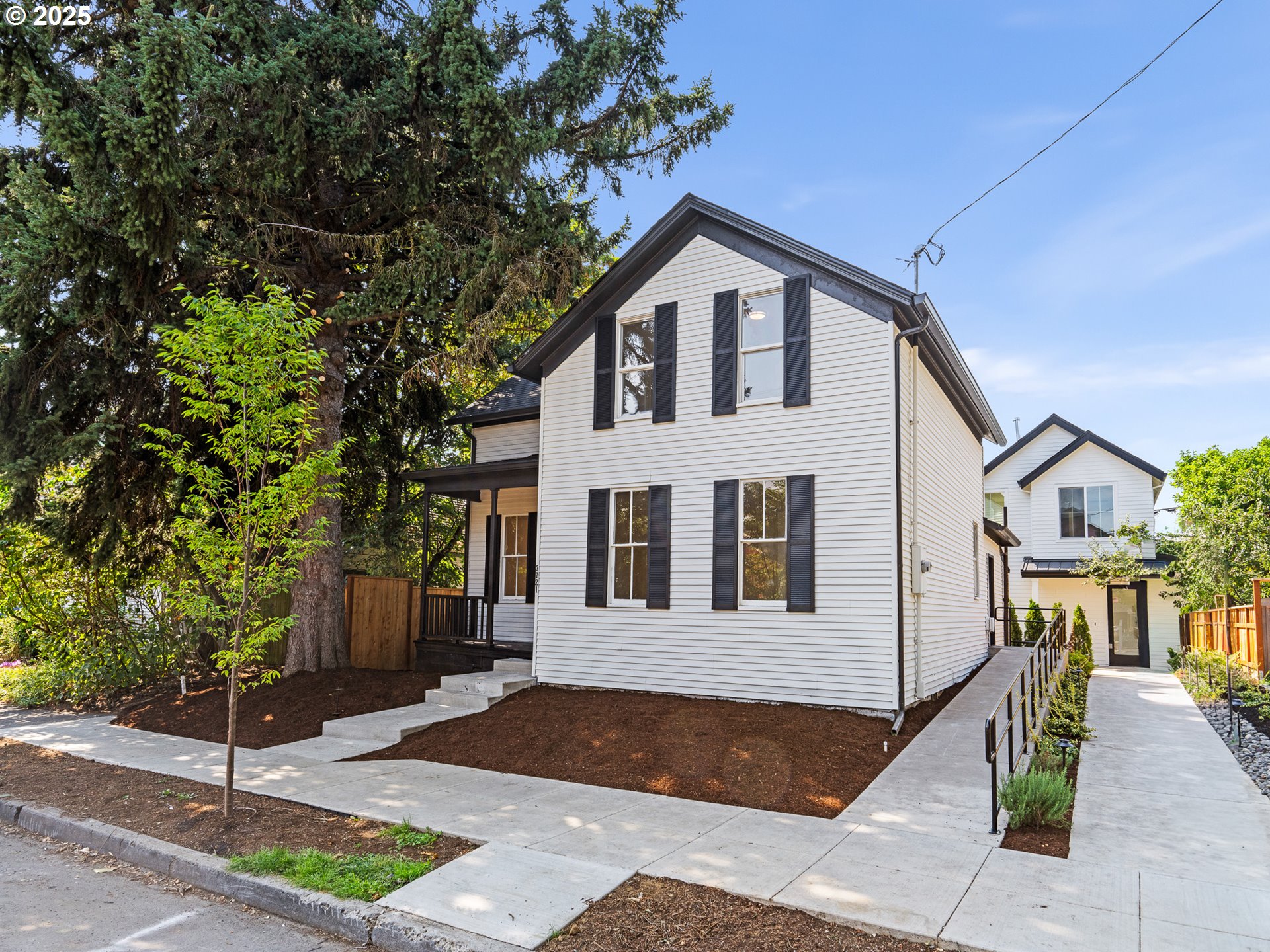 3721 N Michigan AVE, Portland