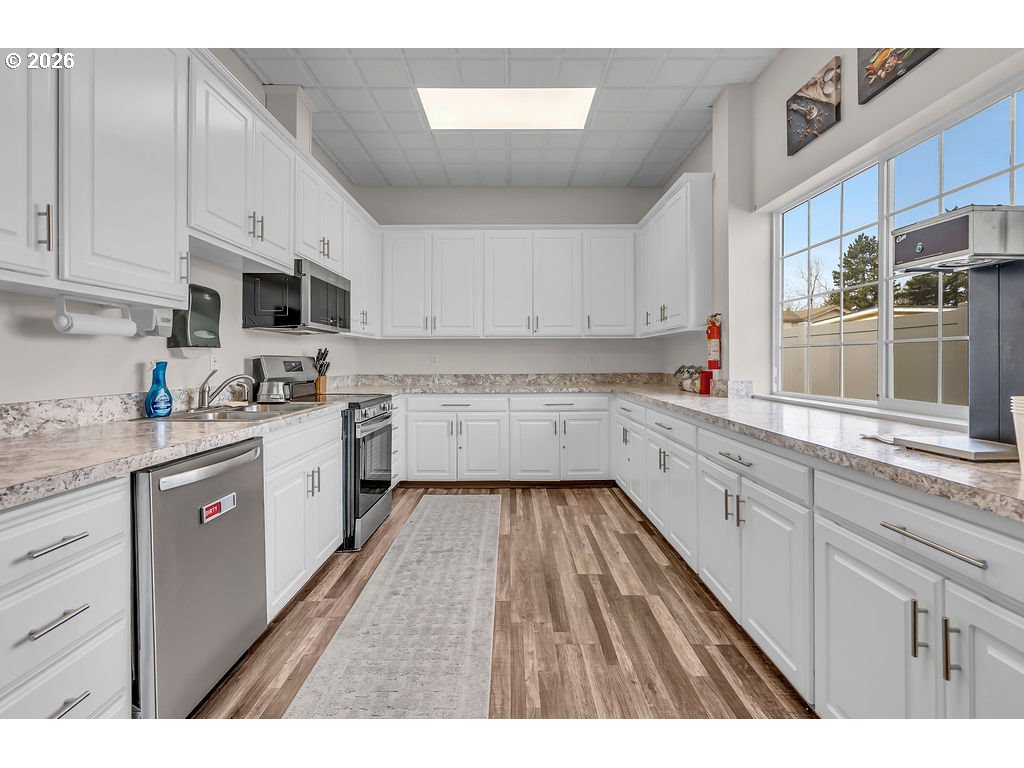 13900 SE HIGHWAY 212 190