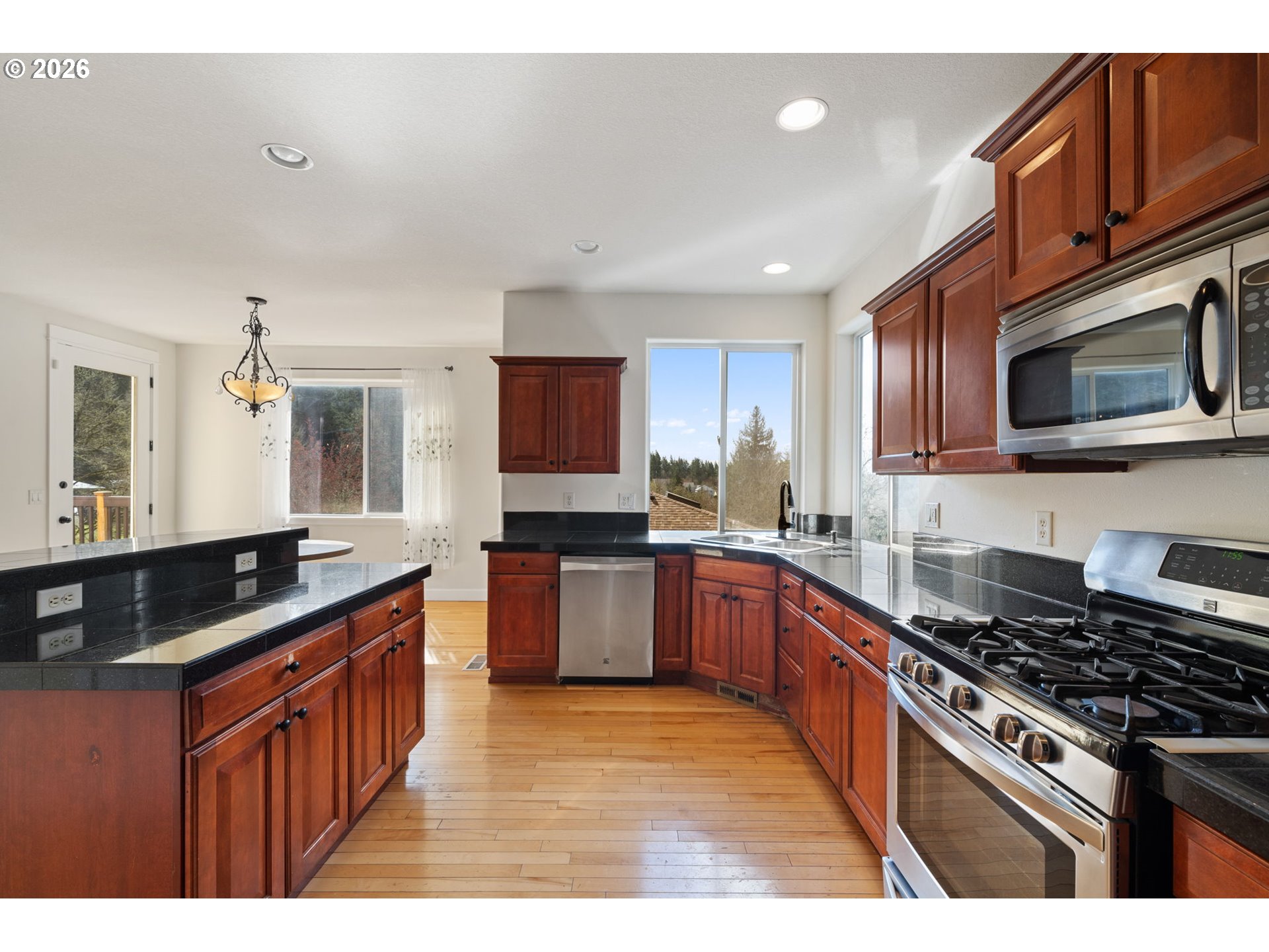 12606 NW LARRY CT