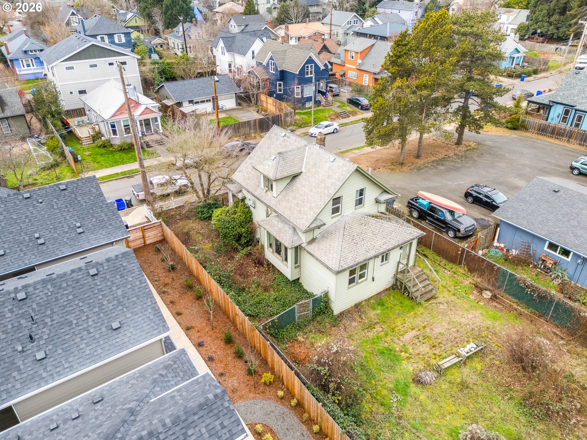 640 SE 47TH AVE