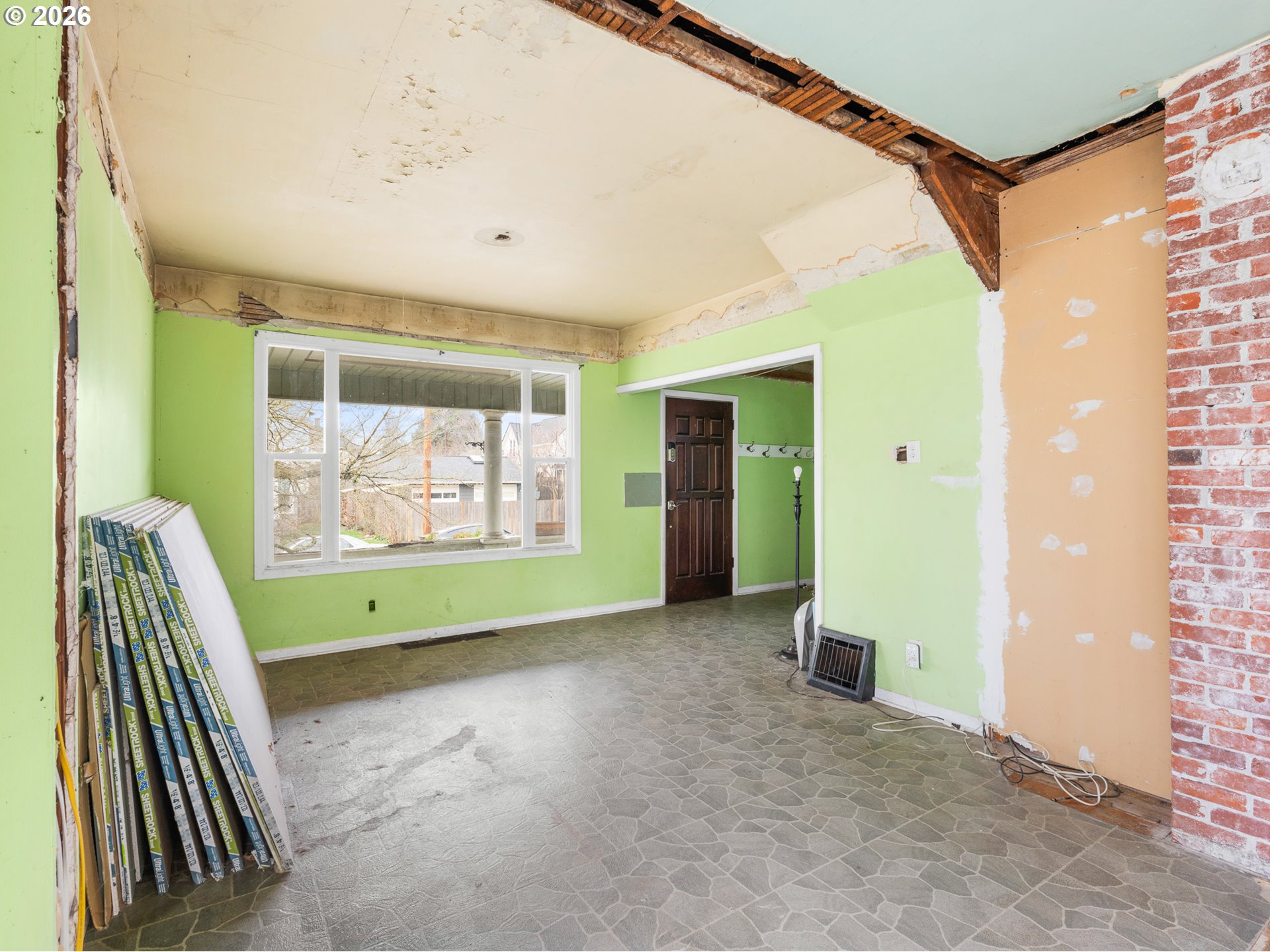 640 SE 47TH AVE
