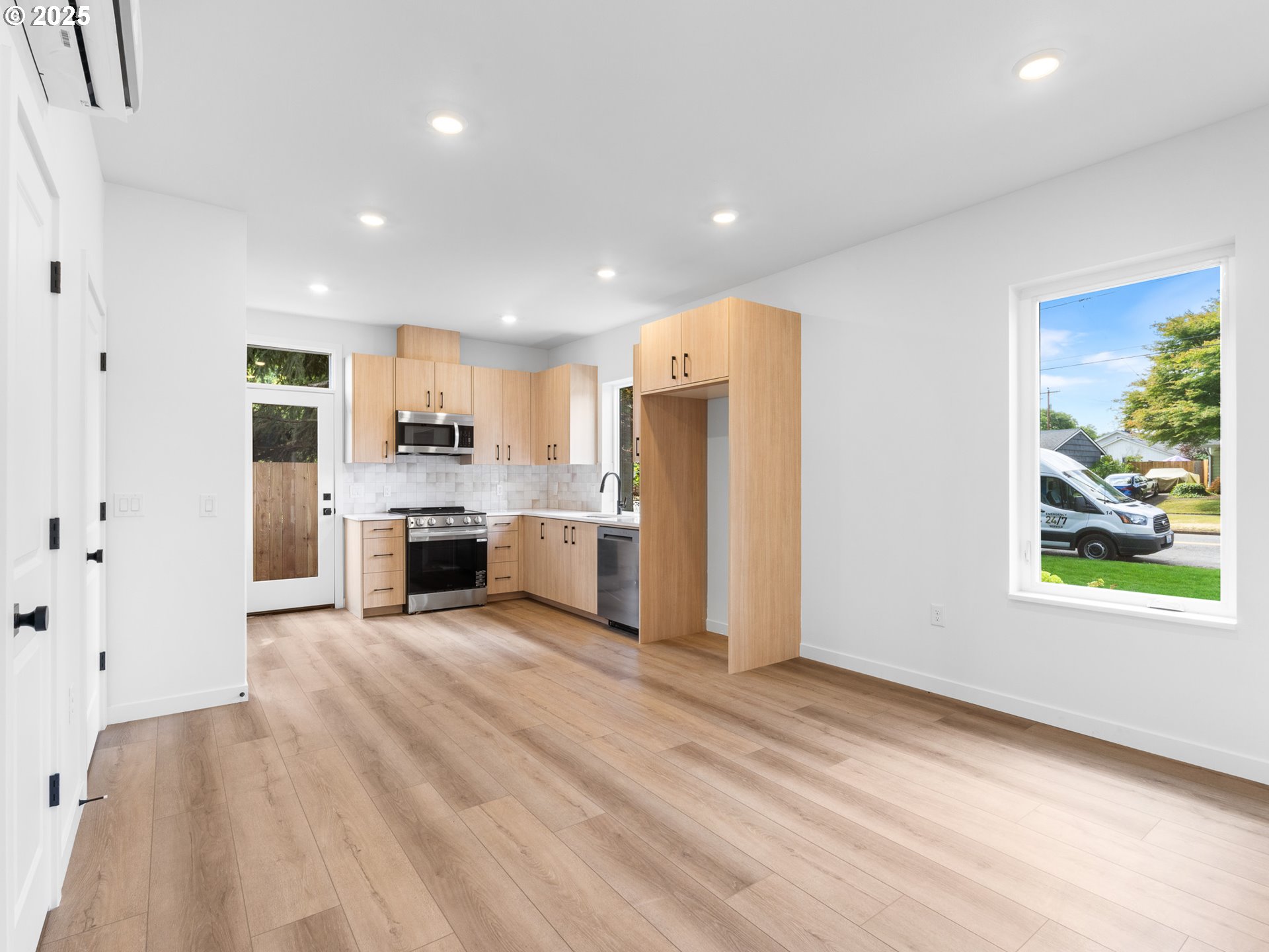 3835 N Willis BLVD 1, Portland Unit: 1