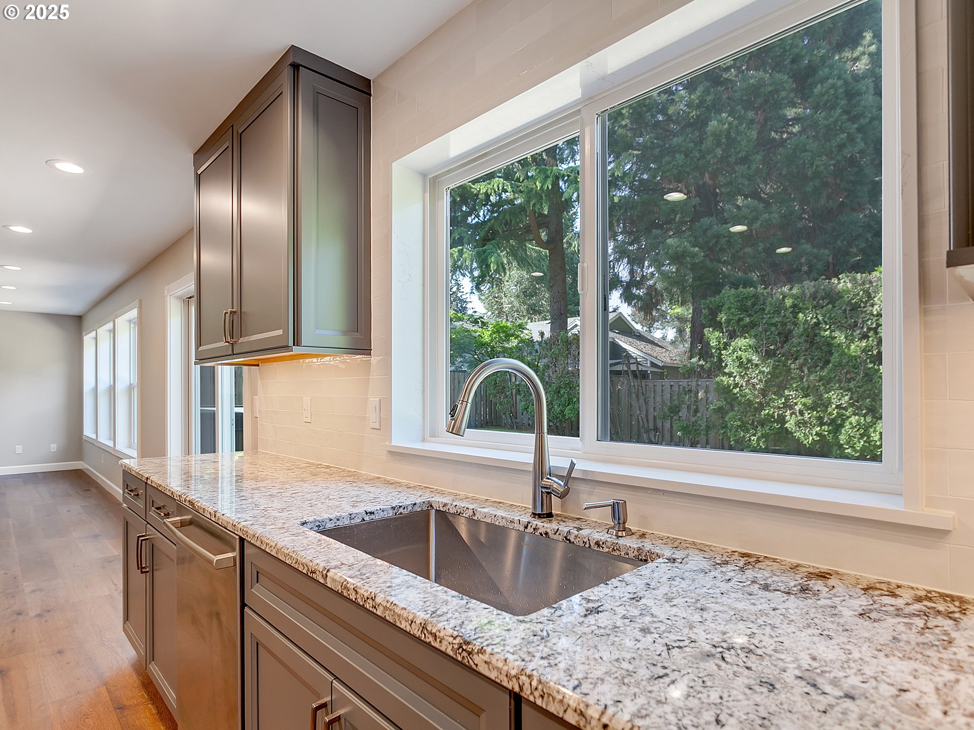 21463 SW CHRISTENSEN CT