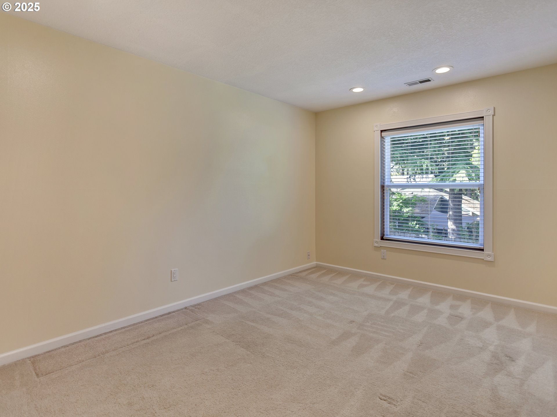 21463 SW CHRISTENSEN CT