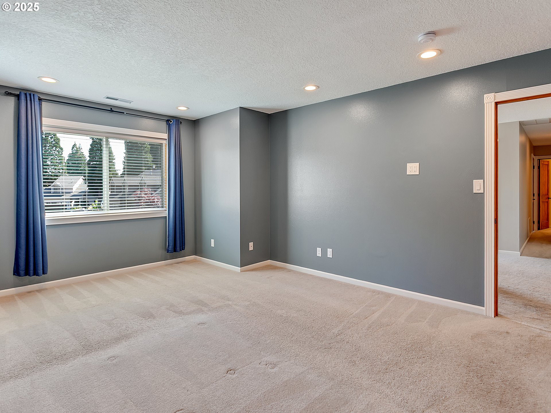 21463 SW CHRISTENSEN CT