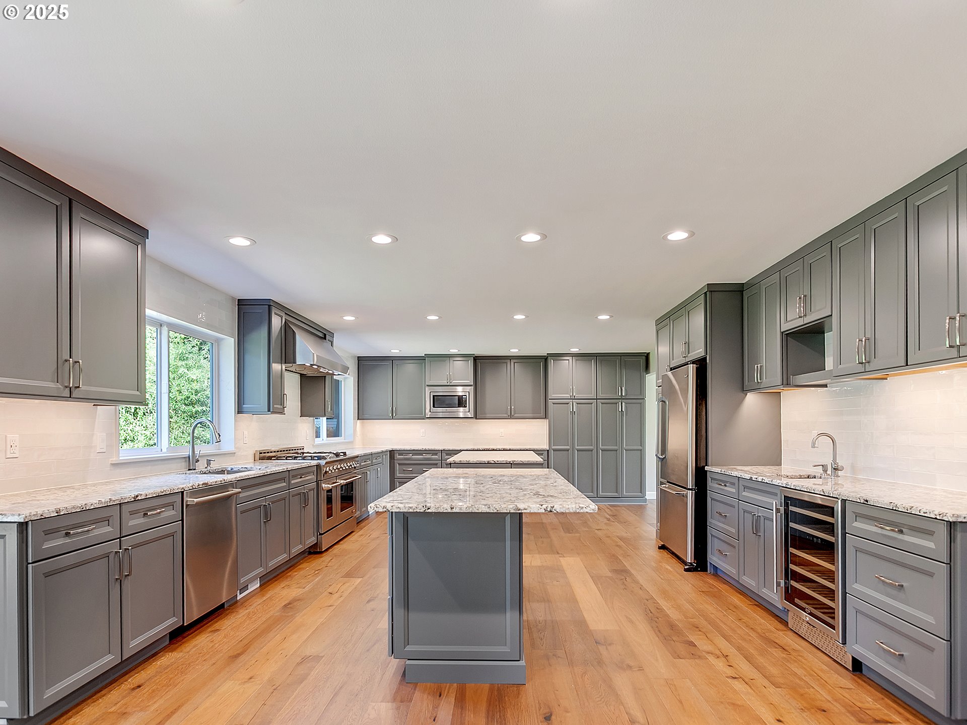 21463 SW CHRISTENSEN CT