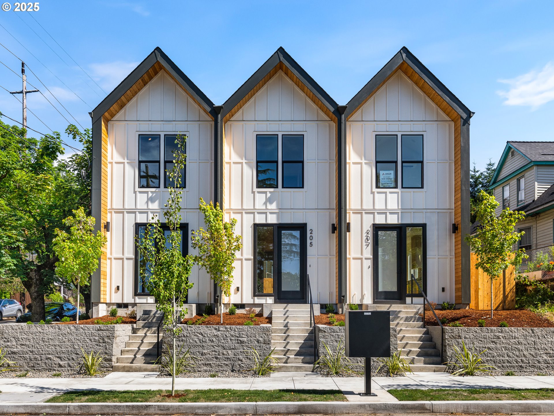 207 NE Going ST 3, Portland Unit: 3