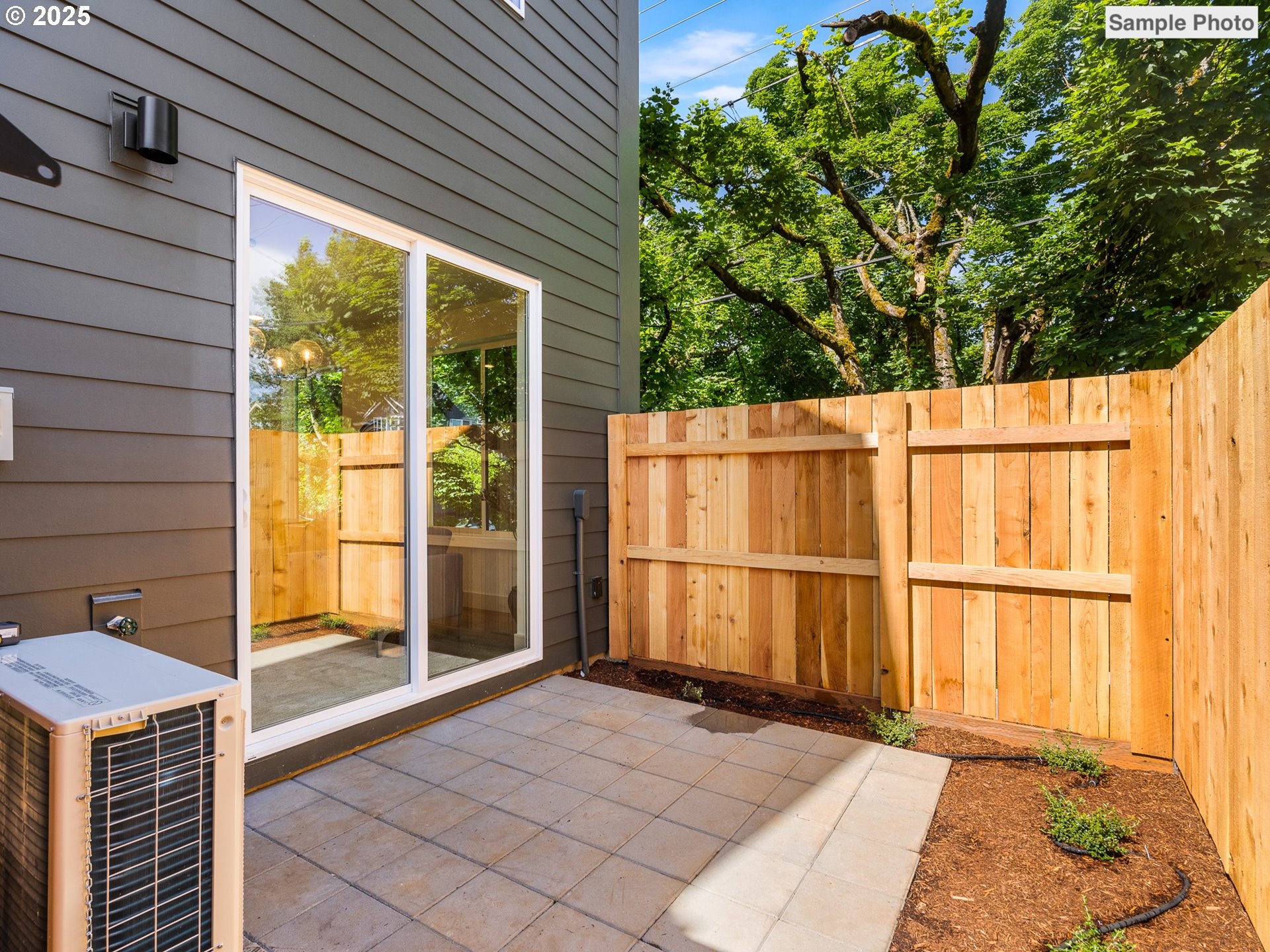 207 NE Going ST 3, Portland Unit: 3