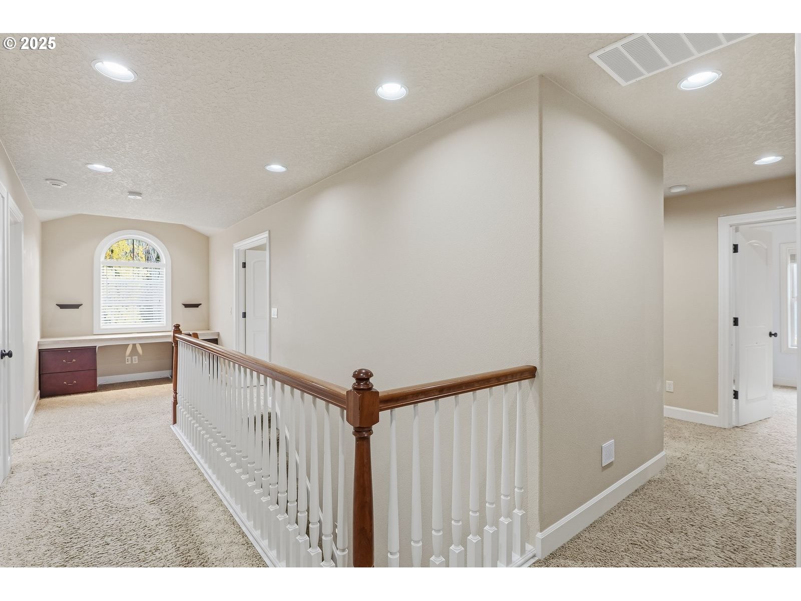 16955 SW RICHEN PARK CIR