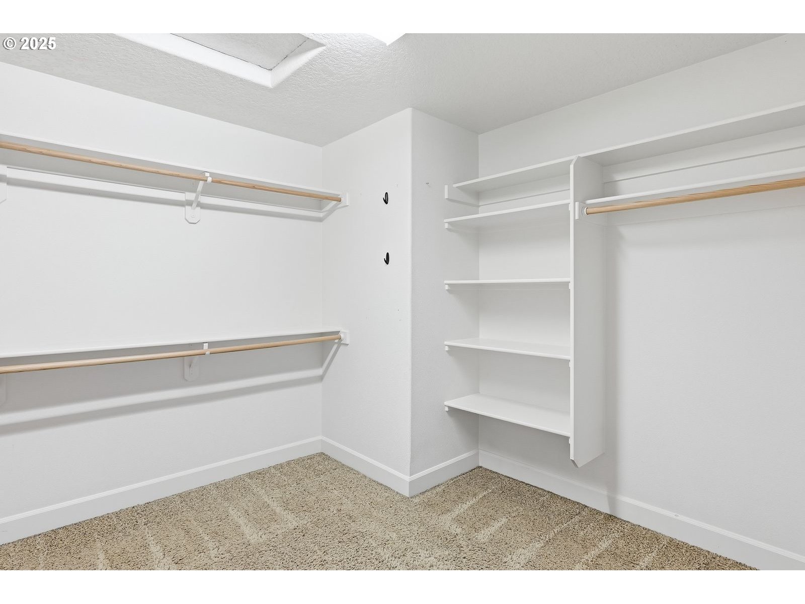 16955 SW RICHEN PARK CIR