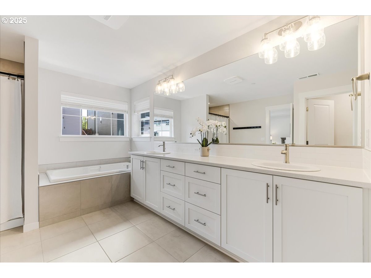 11224 SW STOCKHOLM DR