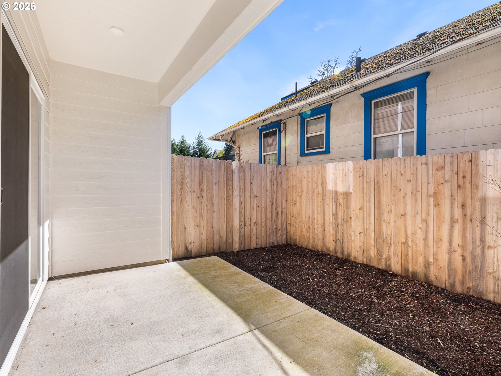 5862 N MISSOURI AVE #2