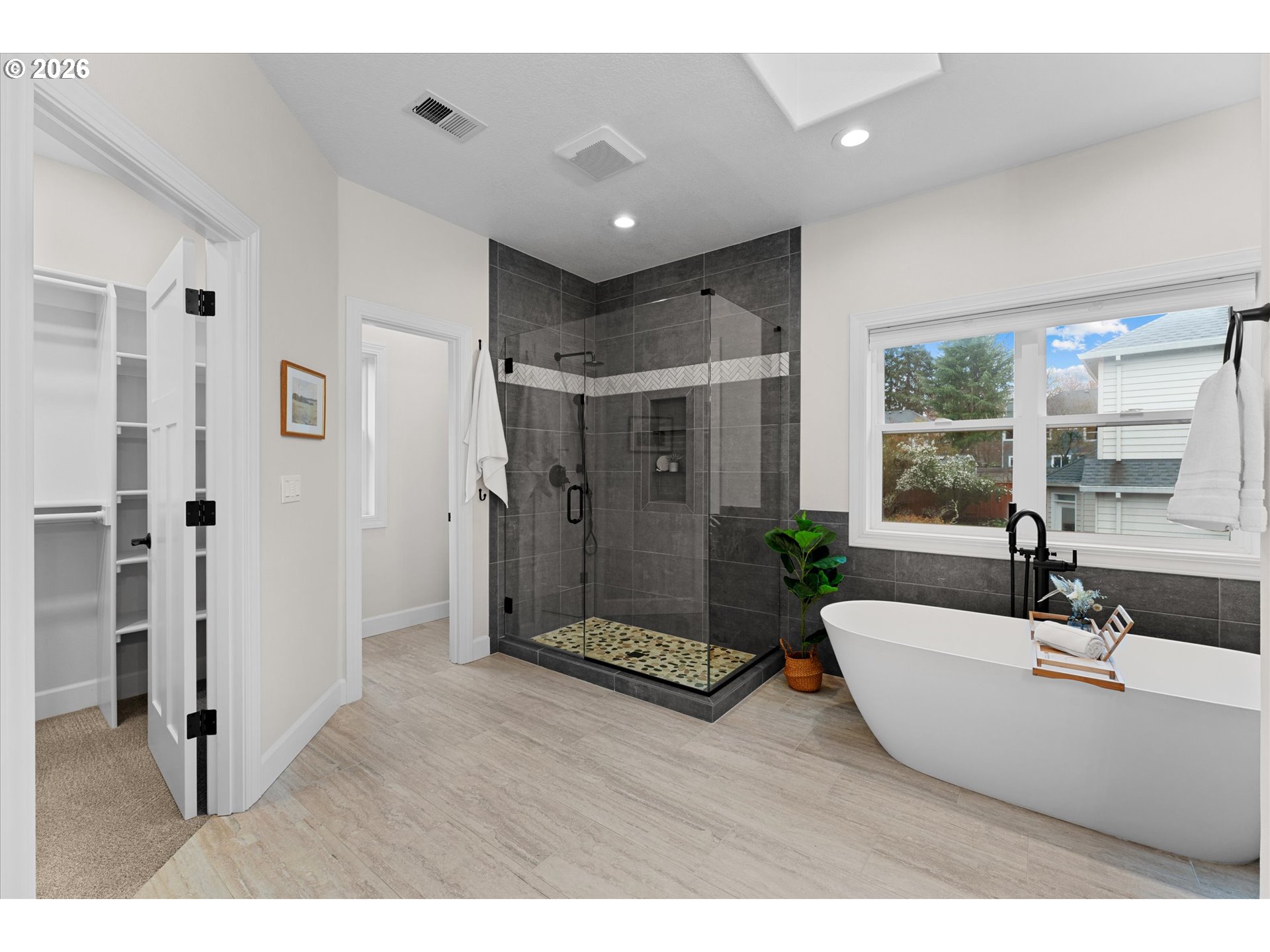 710 NE 47TH AVE