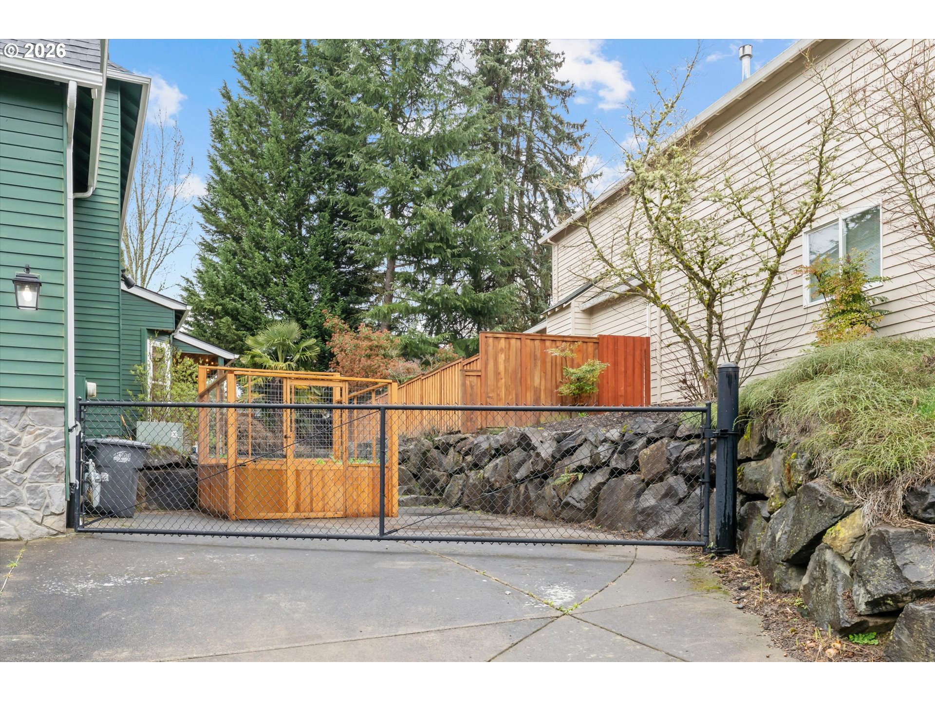 710 NE 47TH AVE